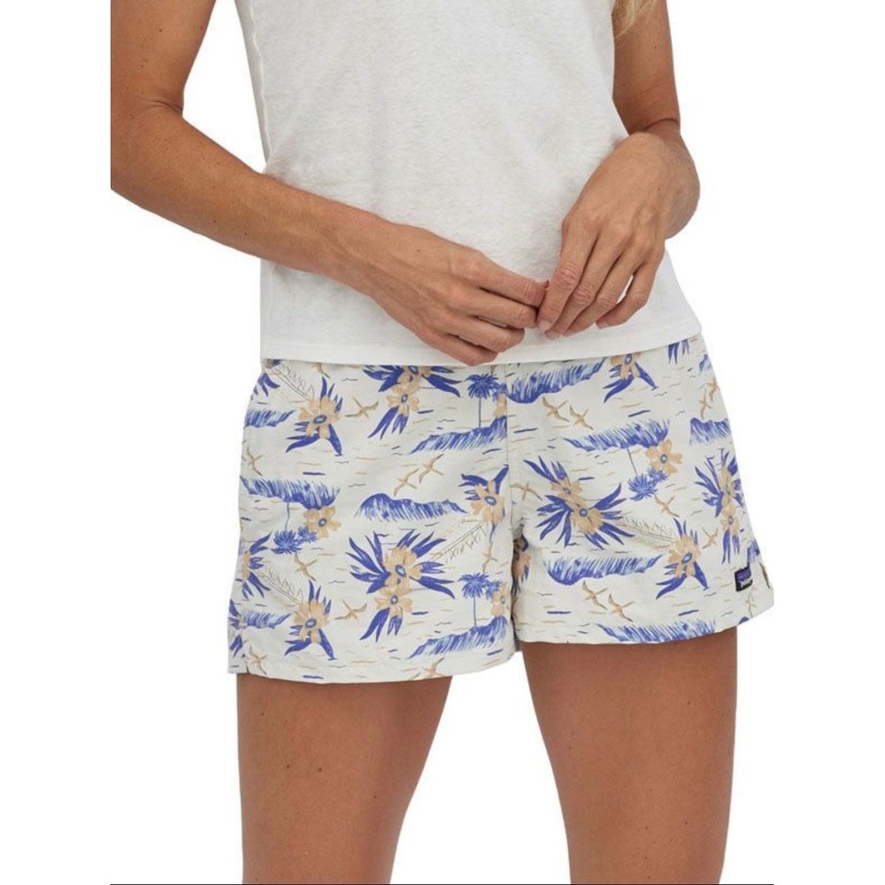 Patagonia‎ Barely Baggies 2.5 Inch Shorts Womens Small Tropical Floral NetPlus